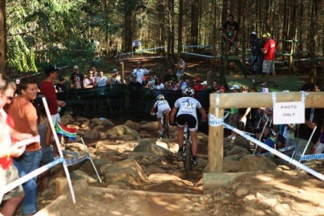 Chinka Chengyuan Ren (SPECIALIZED RACING) wygrała pierwszy Puchar