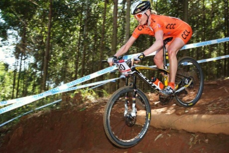 Chinka Chengyuan Ren (SPECIALIZED RACING) wygrała pierwszy Puchar
