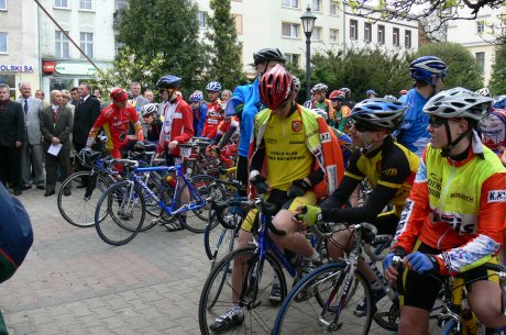 Dominik Oborski (KS PIAST ZPAS WINSAN Nowa Ruda) wygrał wyścig