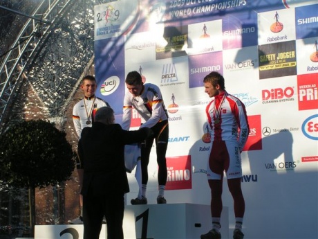 Paweł Szczepaniak zdobył brązowy medal wśród młodzieżowców,