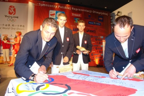 Ślubowanie kolarzy szosowych przed wyjazdem na Igrzyska XXIX Olimpiady