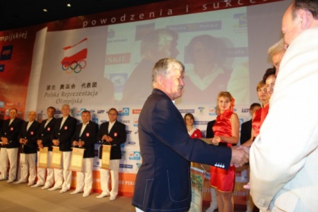 Ślubowanie kolarzy szosowych przed wyjazdem na Igrzyska XXIX Olimpiady